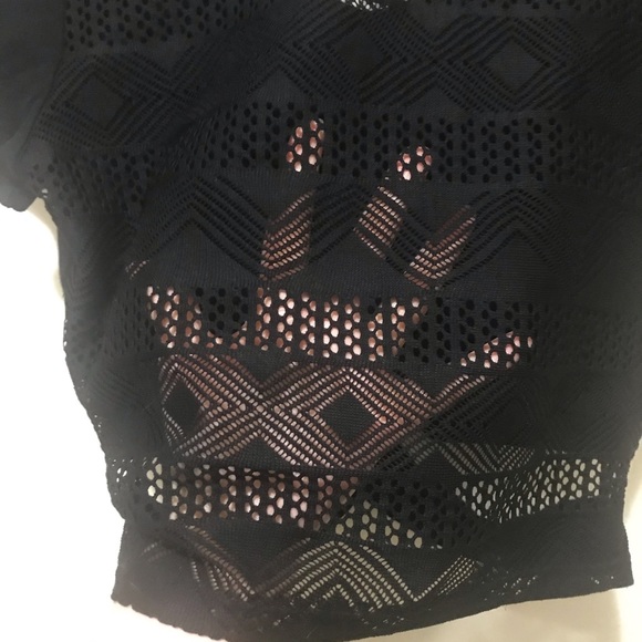 5for30 Bozzolo Black v-neck short sleeve c… - Picture 5 of 5